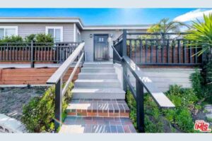 exterior modern double wide 29500 Heathercliff Rd 199 Malibu CA copy