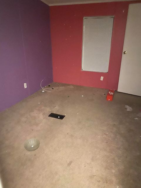 Florida Single Wide Bedroom Before