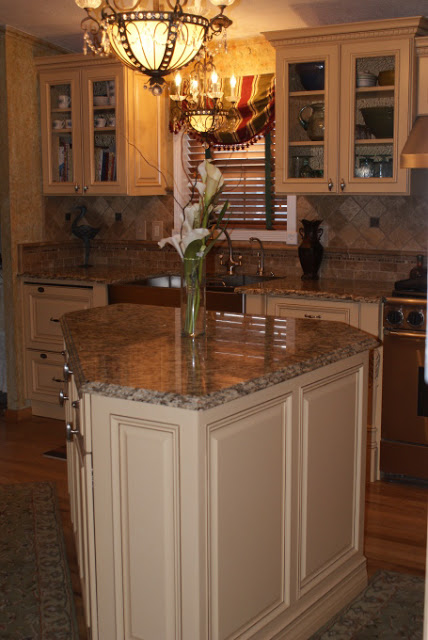 French Country Gourmet Kitchen in a Manufactured Home - center island