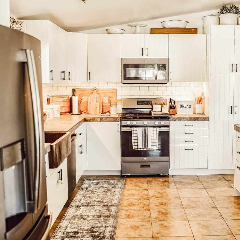 Hudsonfarmhouse Double Wide Mobile Home Kitchen With Backsplash N