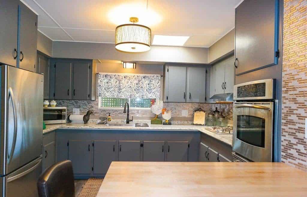 Jaw Dropping Mobile Home Gray Kitchen