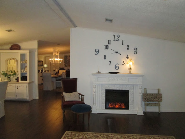 manufactured home-fireplace