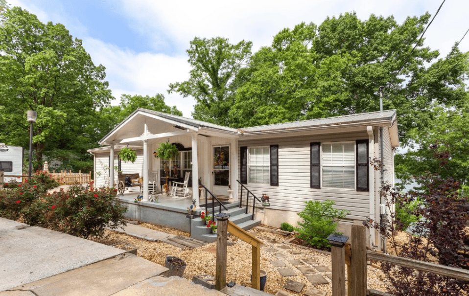 5 Manufactured Homes Featuring Basements For Sale In August Manufactured homes featuring basements alabama exterior