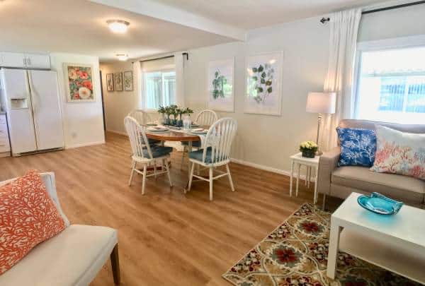 Marlette Mobile Homes Dining