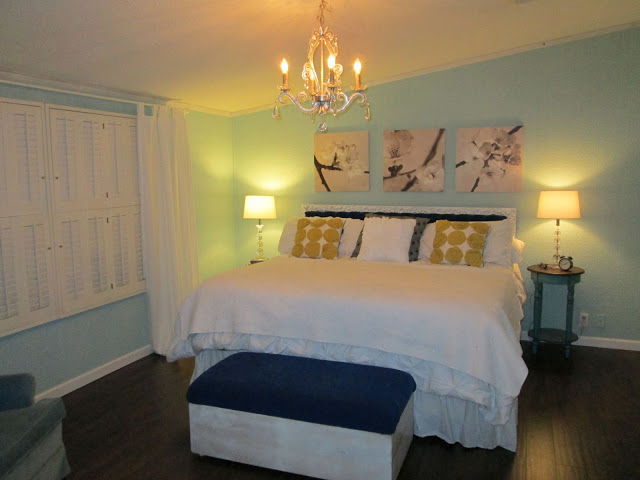 manufactured home-bedroom after