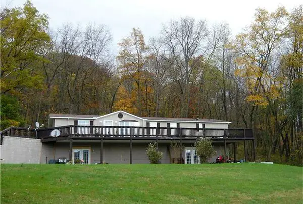Resources You Need When Buying a Mobile Home in Pennsylvania-double wide with full basement