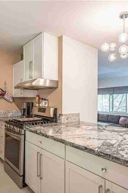 modern 1978 manufactured home kitchen