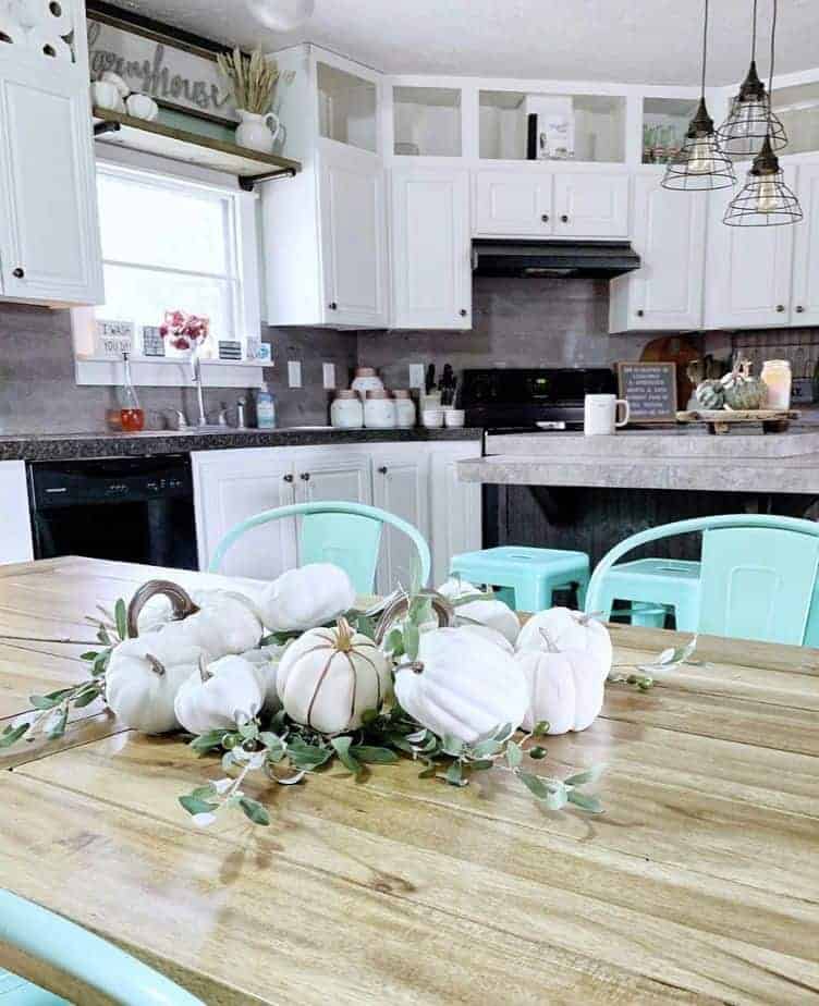 modern-farmhouse-decor-kitchen