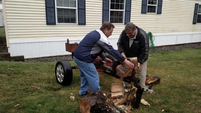 neighbors helping neighbors in resident-owned manufactured home community