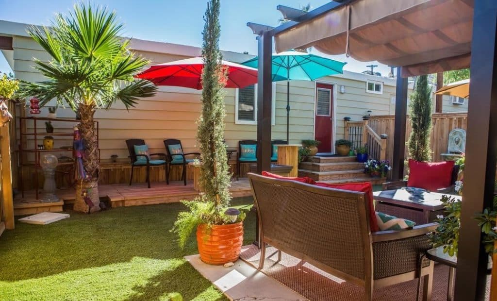 Palm Springs Double Wide Backyard