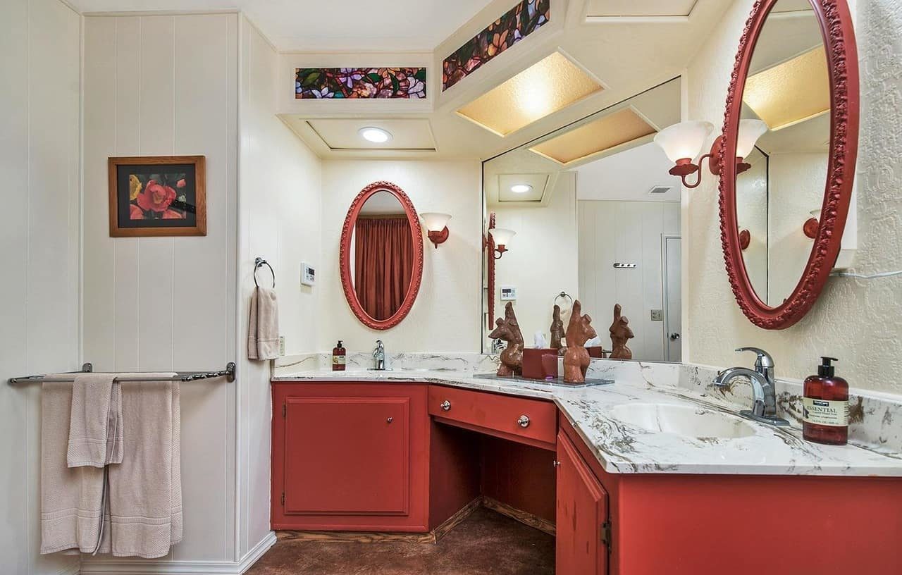 Santa Rosa Nw Bathroom