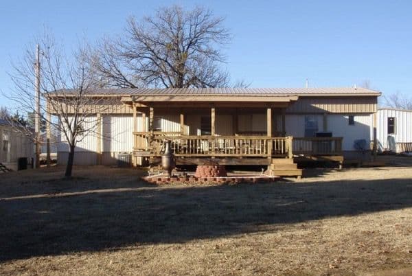 finished look of the new mobile home roofover