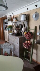 shabby chic remodel update-buffet