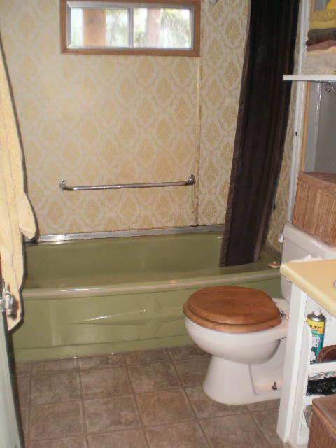 replacing a mobile home bathtub 