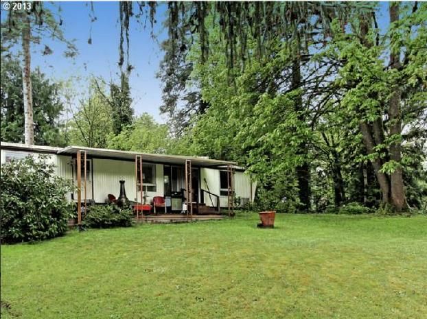 Oregon single wide mobile home for sale - green lawn