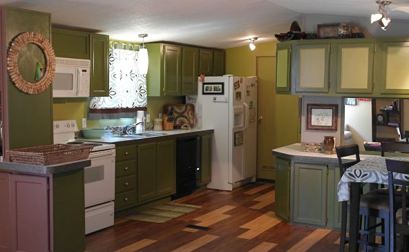 favorite Craigslist mobile home finds - kitchen