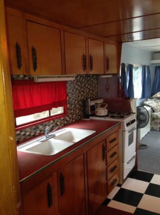 Vintage Trailer Homes Ventoura Loft Liner Land Yacht Kitchen