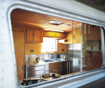 wolfson trailer house kitchen